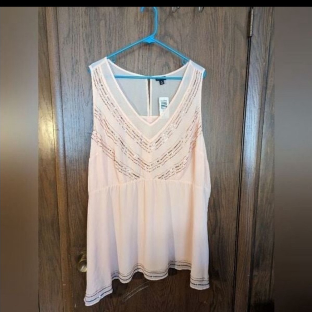 Torrid size 6 peplum top